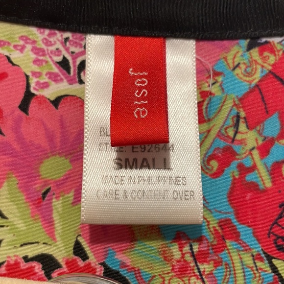 Josie Natori Very Vibrant Two Piece! Reminds me of a Kimono! Size small. - Picture 4 of 5